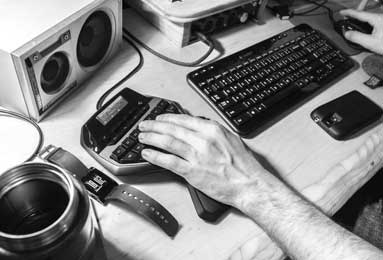 TPWallet如何在复杂监管与激烈竞争中成功拓展全球市场？