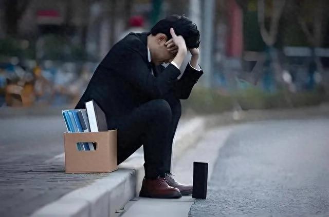 2025 年还迷信存大量现金？快跟上时代，了解支付新趋势